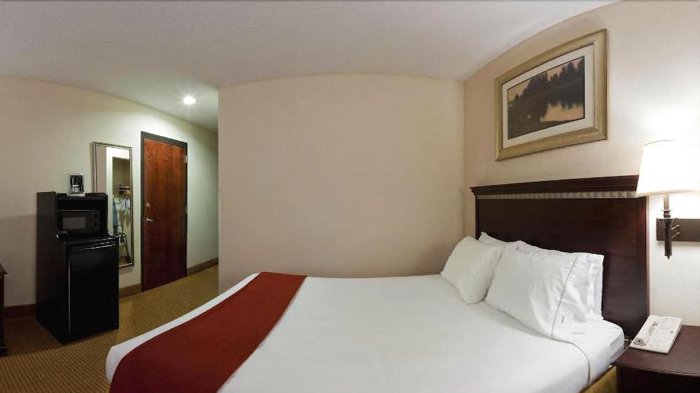 Lexington Inn And Suites מראה חיצוני תמונה