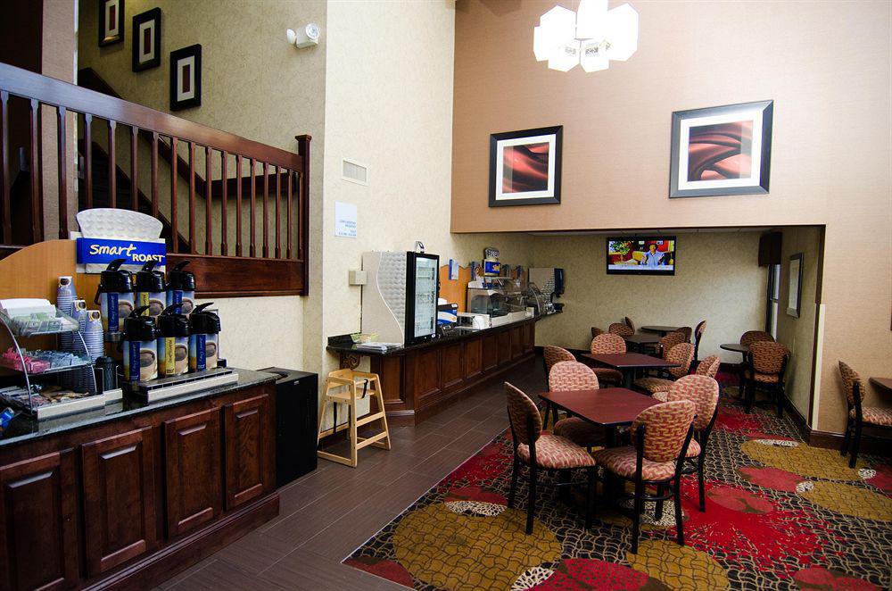 Lexington Inn And Suites מראה חיצוני תמונה