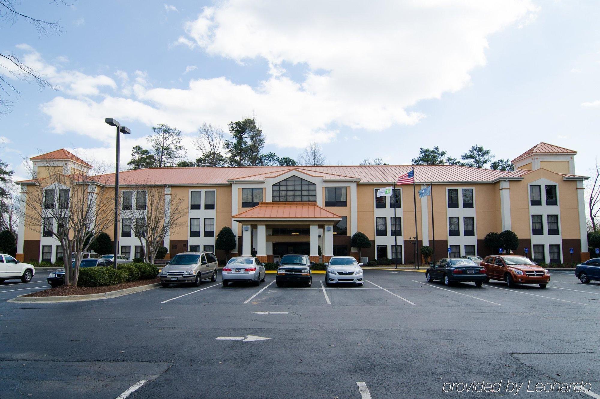 Lexington Inn And Suites מראה חיצוני תמונה